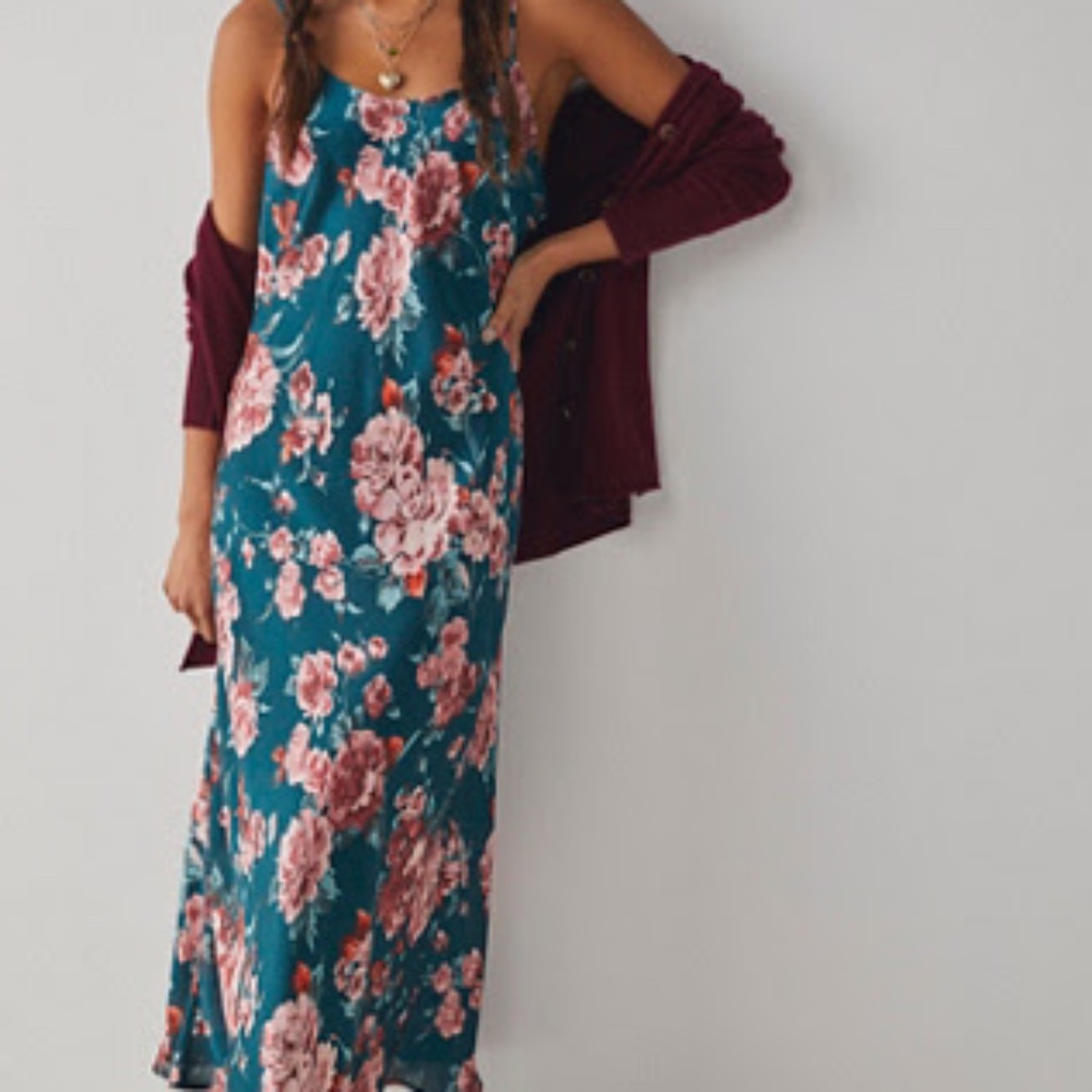 Free People - Easy To Love Slip (Used once!) size S